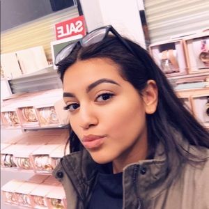 Meet your Posher, Eileen